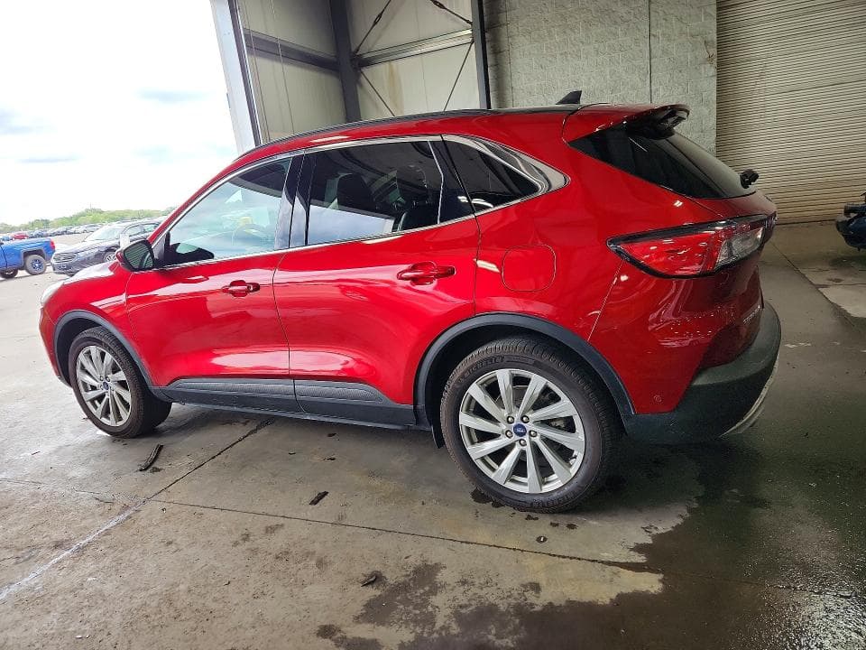 2022 FORD ESCAPE TITANIUM 2