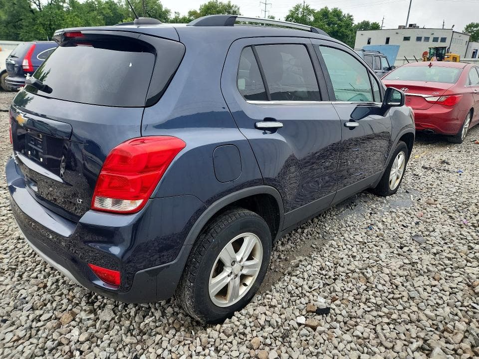 2018 CHEVROLET TRAX 1LT 3