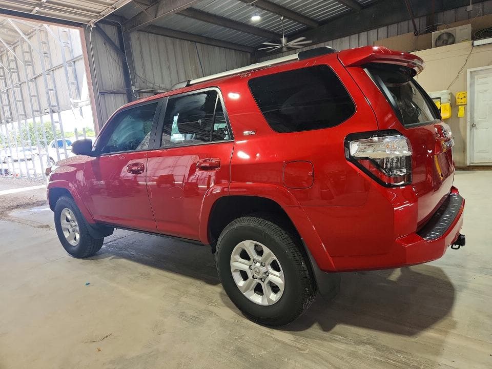 2021 TOYOTA 4RUNNER SR5 2