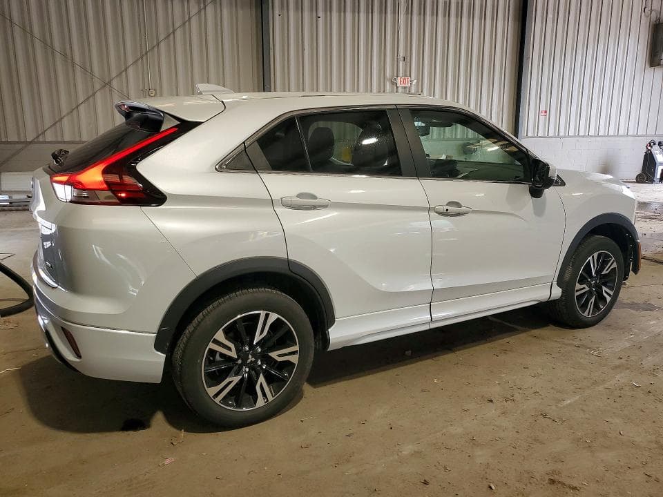 2024 MITSUBISHI ECLIPSE CROSS SE 3