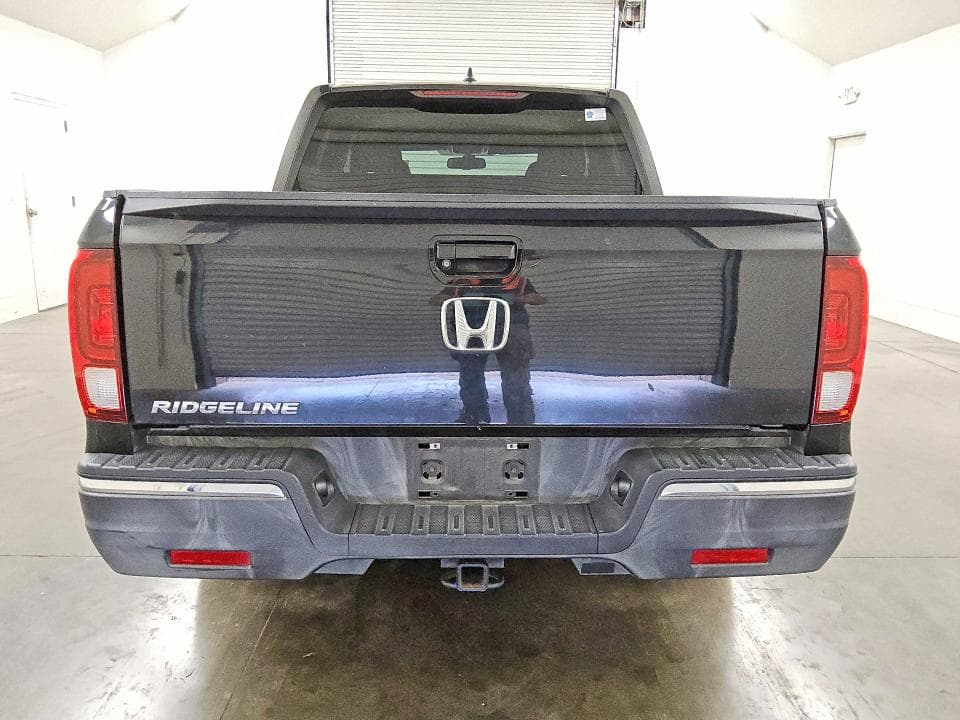 2017 HONDA RIDGELINE RTL 6