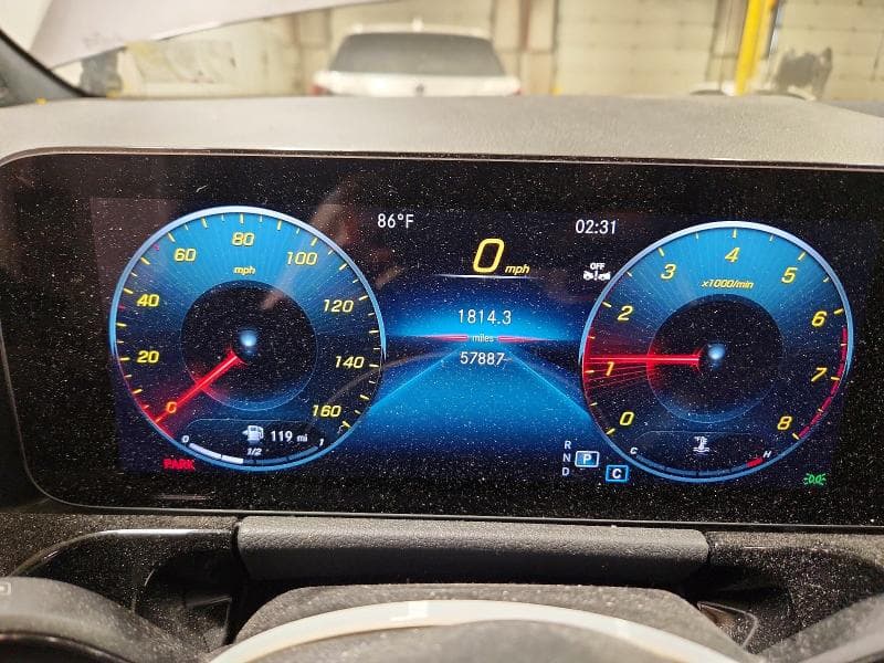 2023 MERCEDES-BENZ GLA 250 4MATIC 9