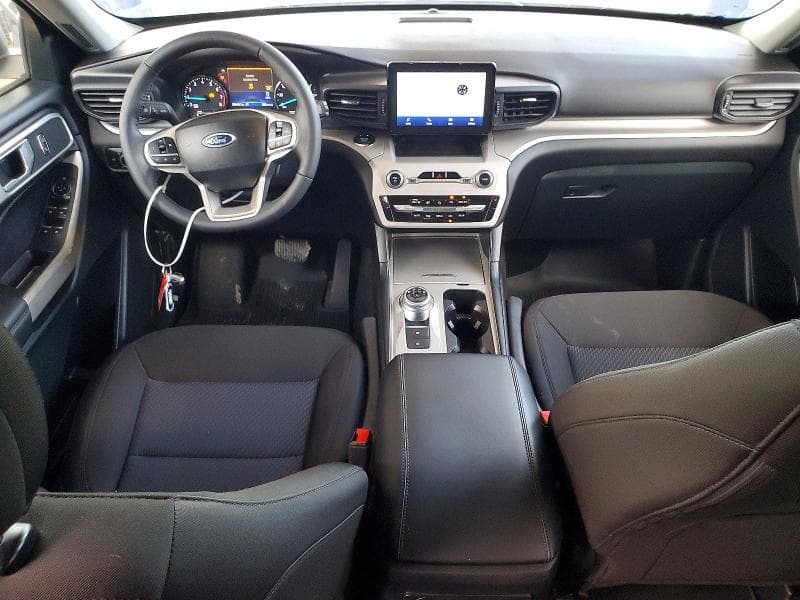 2024 FORD EXPLORER XLT 8