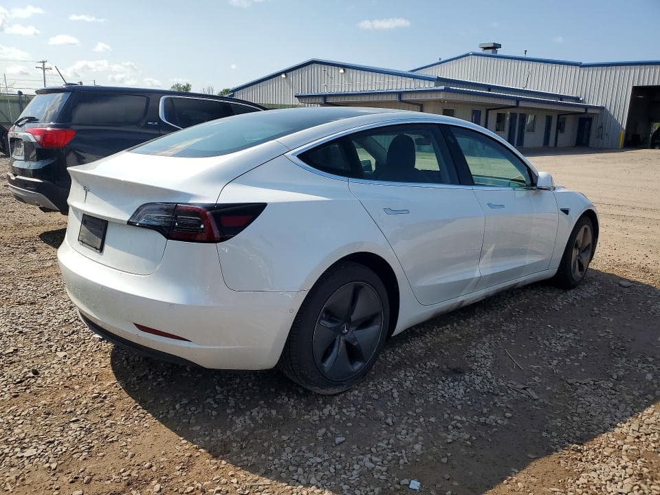 2020 TESLA MODEL 3 3