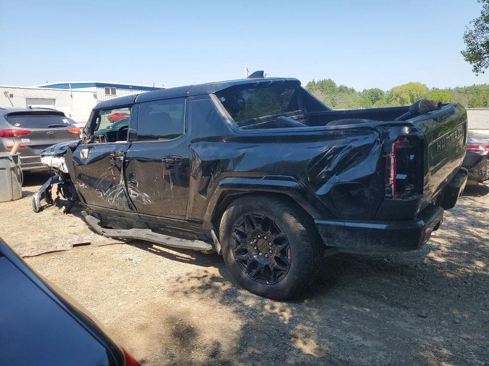 2025 GMC HUMMER 3X 2
