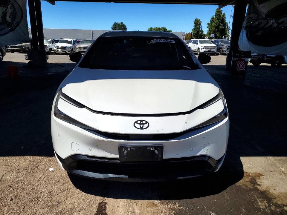 2025 TOYOTA PRIUS NIGHTSHADE 5