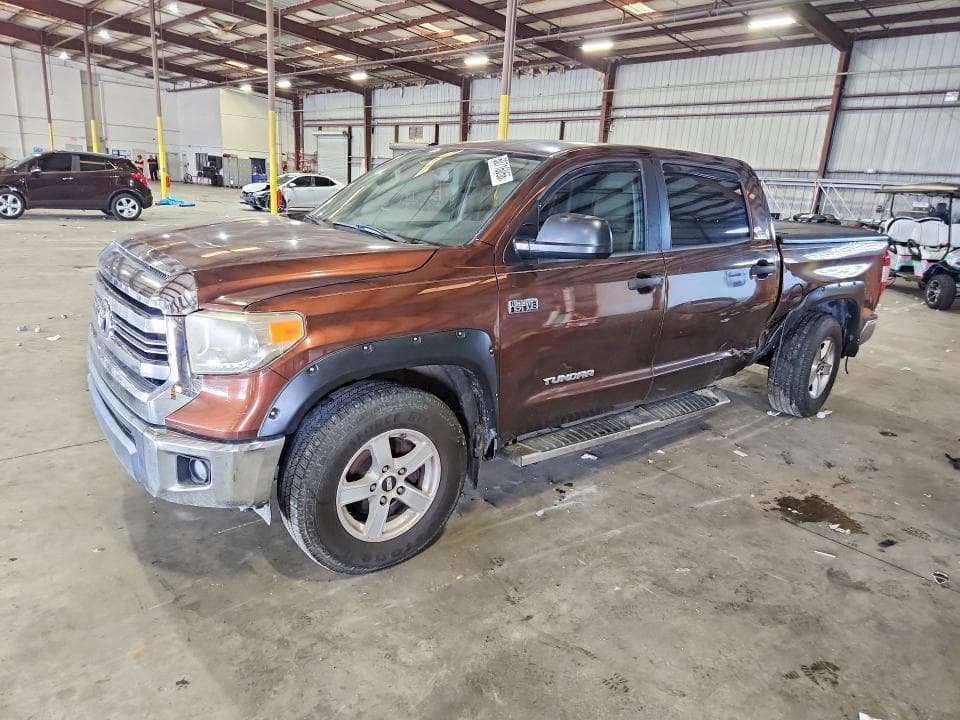 2017 TOYOTA TUNDRA CREWMAX SR5 - 1
