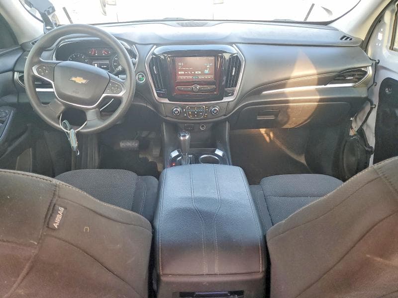 2018 CHEVROLET TRAVERSE LS 8