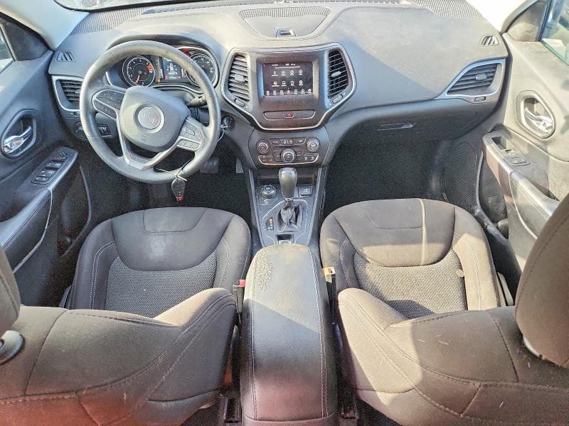 2020 JEEP CHEEROKE 8