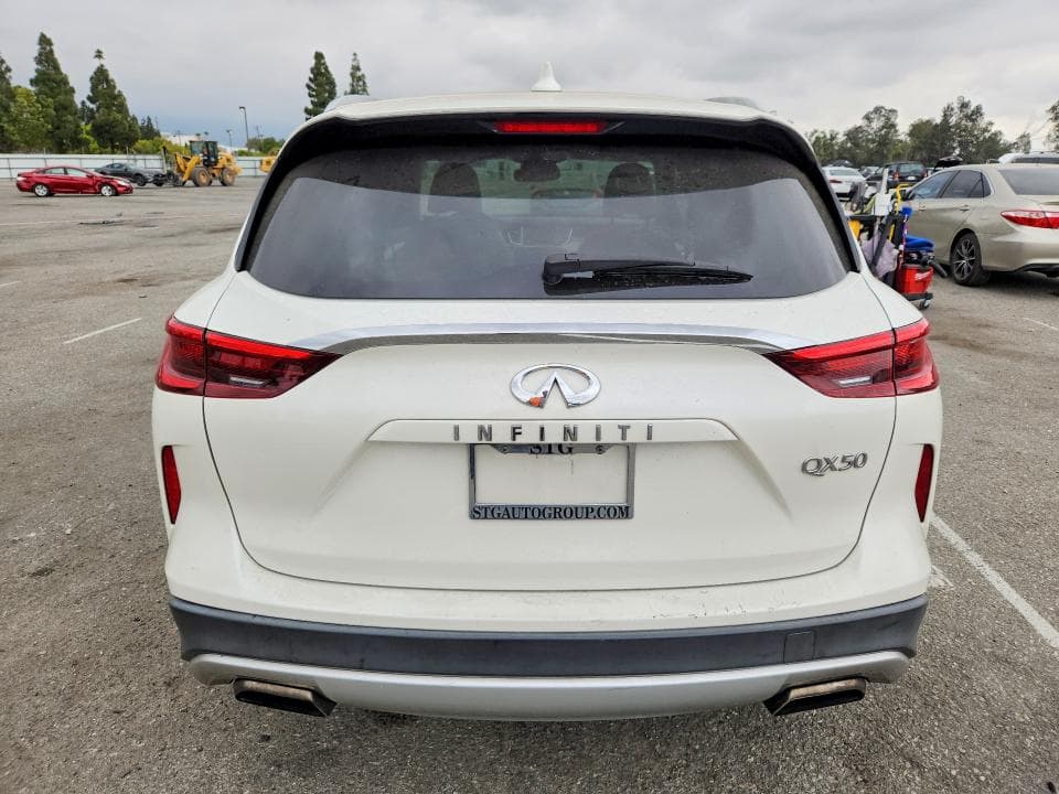 2019 INFINITI QX50 LUXE 6