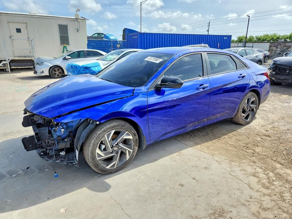 2025 HYUNDAI ELANTRA SEL SPORT - 1