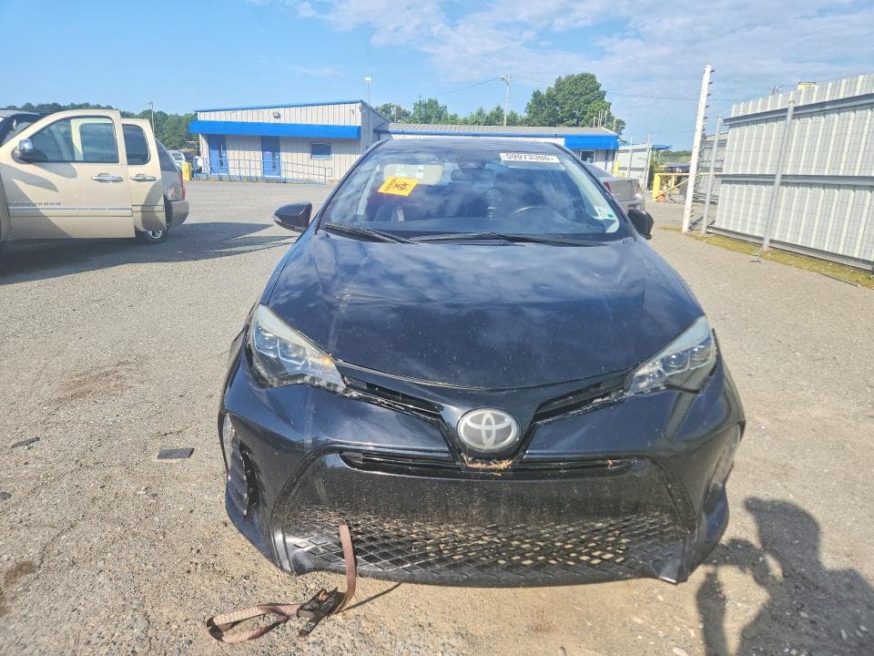 2017 TOYOTA COROLLA XSE 5