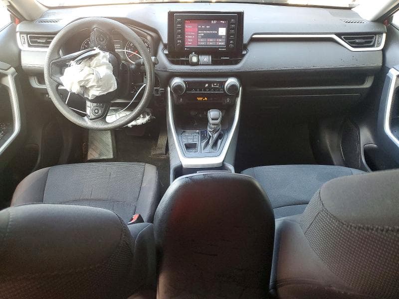 2021 TOYOTA RAV4 LE 8