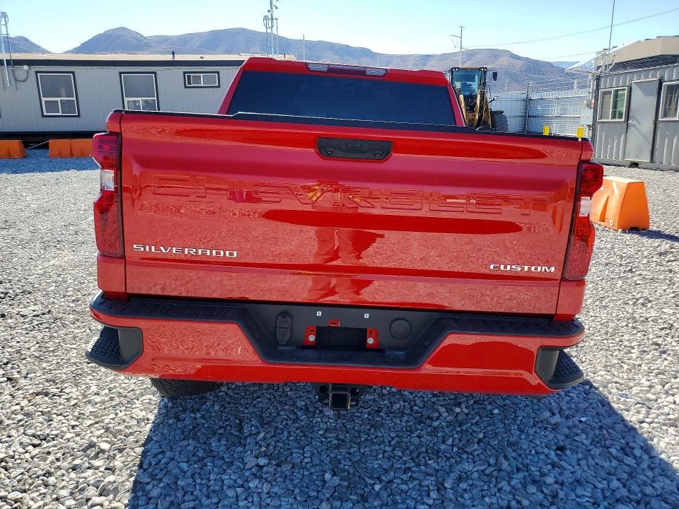 2025 CHEVROLET SILVERADO K1500 CUSTOM 6