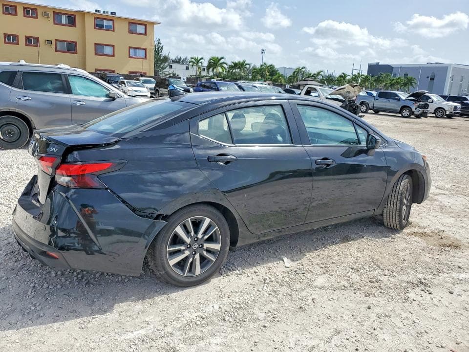 2021 NISSAN VERSA SV 3