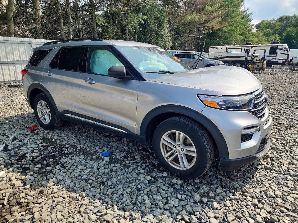 2023 FORD EXPLORER XLT 4