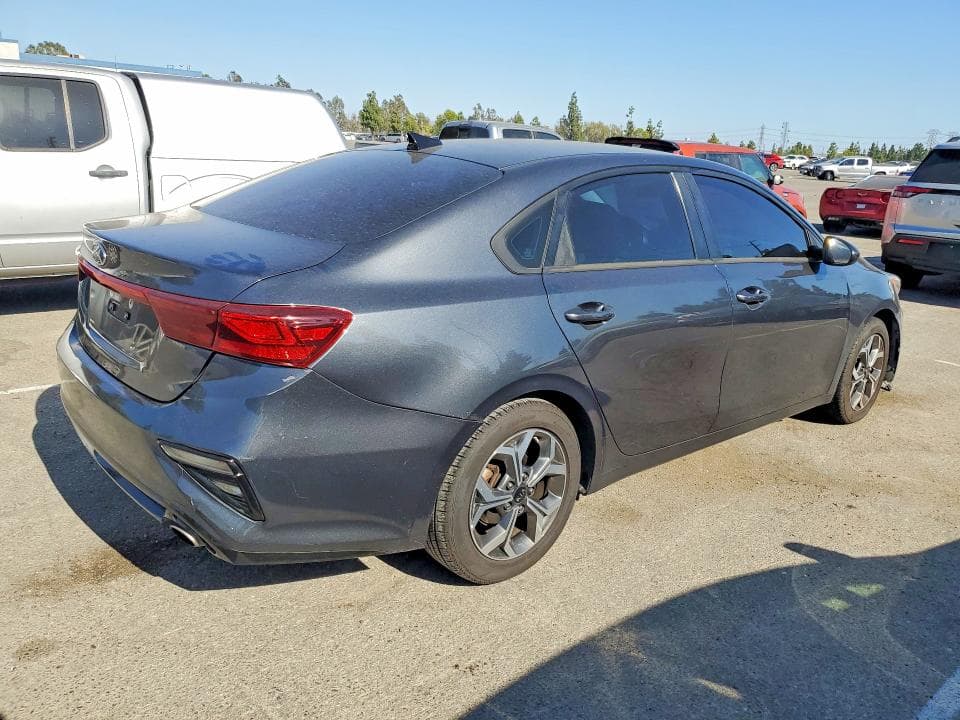 2021 KIA FORTE LXS 3
