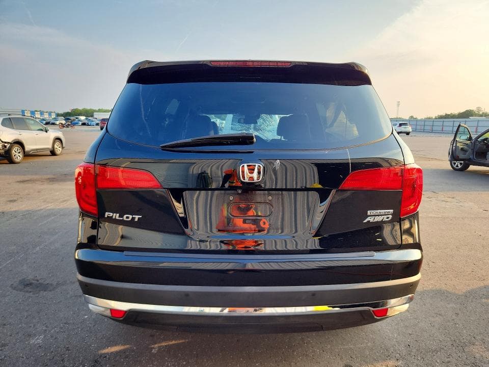 2017 HONDA PILOT TOURING 6
