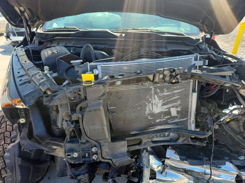 2019 RAM 1500 CLASSIC SLT 11