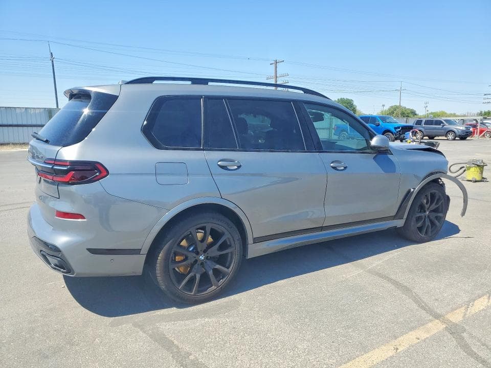 2023 BMW X7 XDRIVE40I 3
