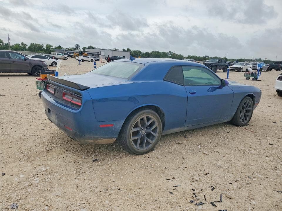 2020 DODGE CHALLENGER SXT 3