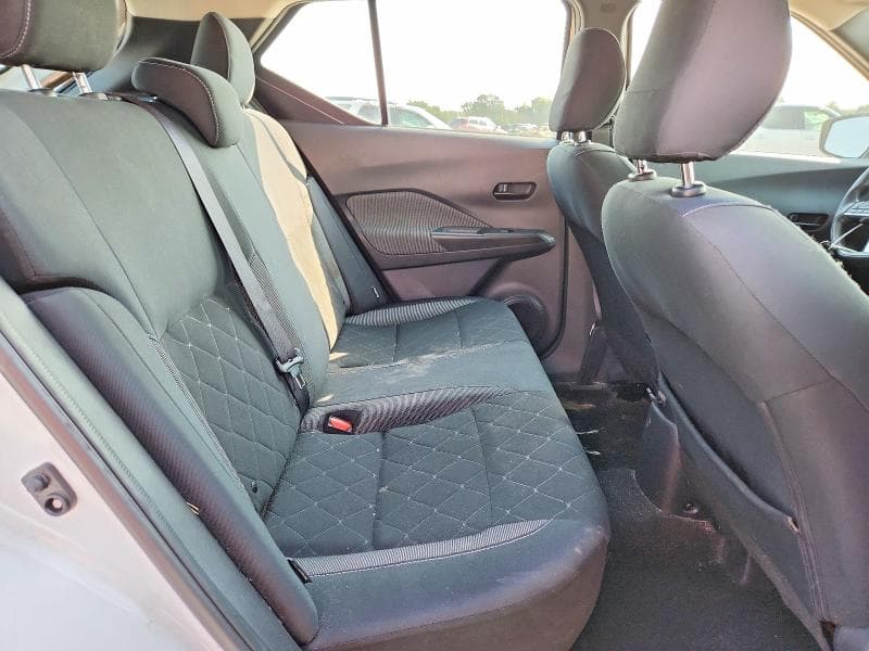 2020 NISSAN KICKS 10