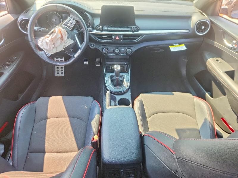 2021 KIA FORTE GT 8