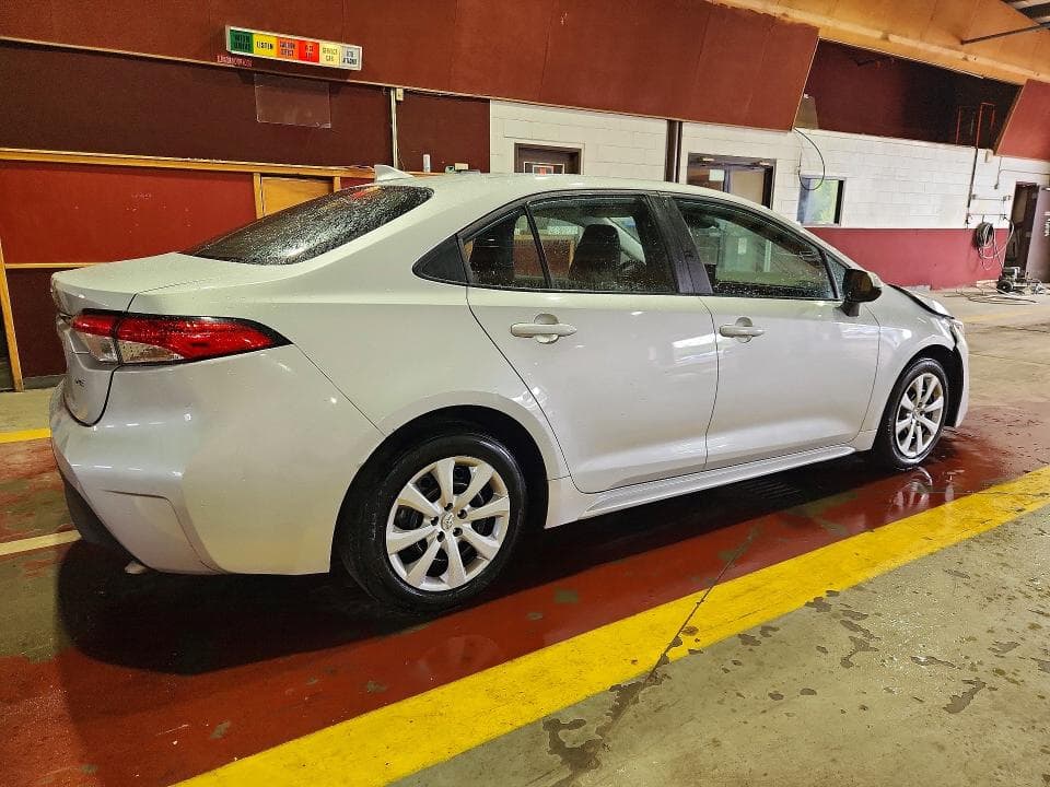 2024 TOYOTA COROLLA LE 3