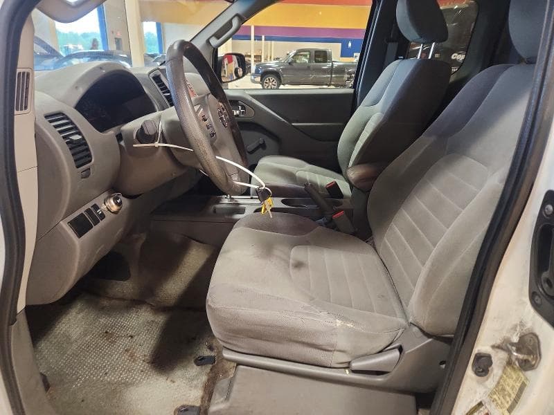 2017 NISSAN FRONTIER S 7
