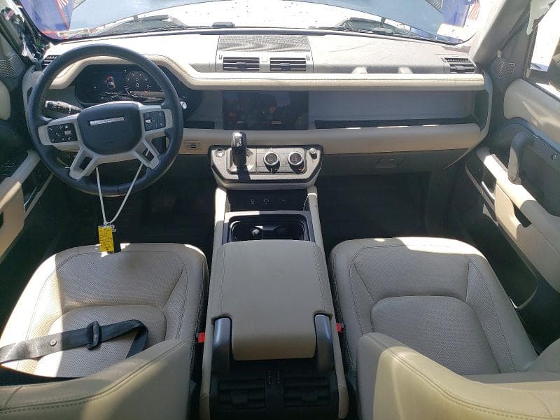 2024 LAND ROVER DEFENDER 110 S 8