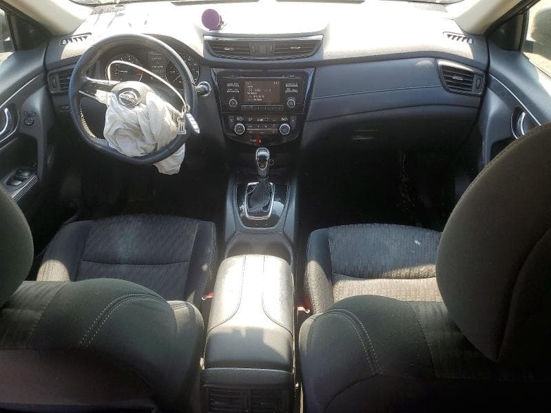 2017 NISSAN ROGUE SV 8