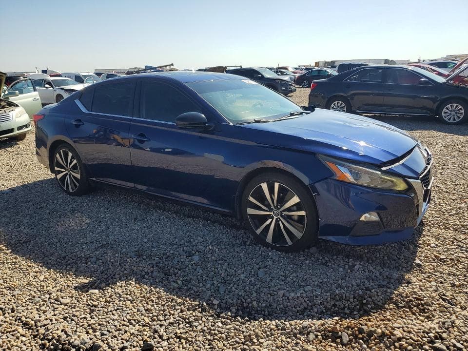 2019 NISSAN ALTIMA SR 4