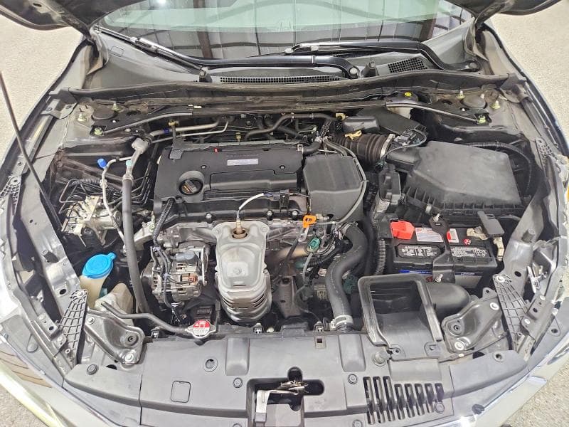2017 HONDA ACCORD SPORT 11