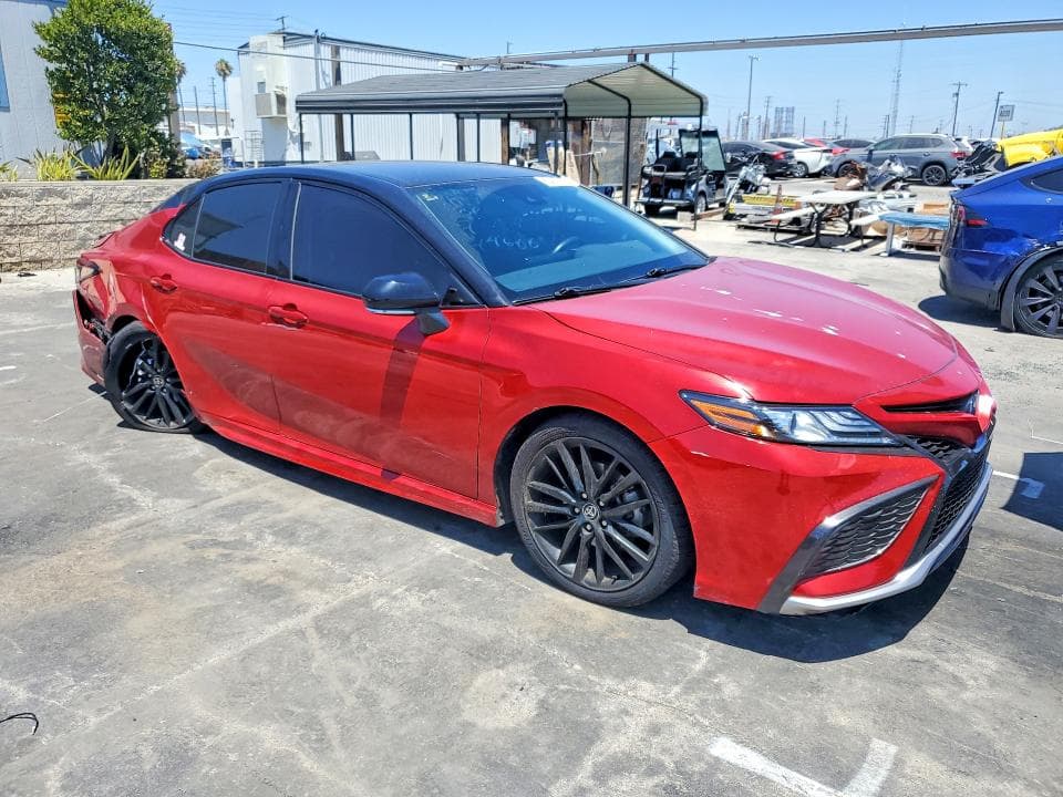 2022 TOYOTA CAMRY XSE 4