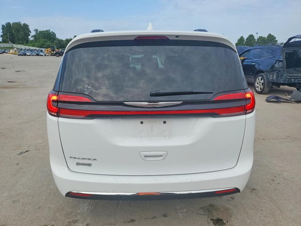 2022 CHRYSLER PACIFICA TOURING L 6