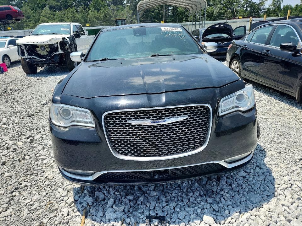 2019 CHRYSLER 300C 5