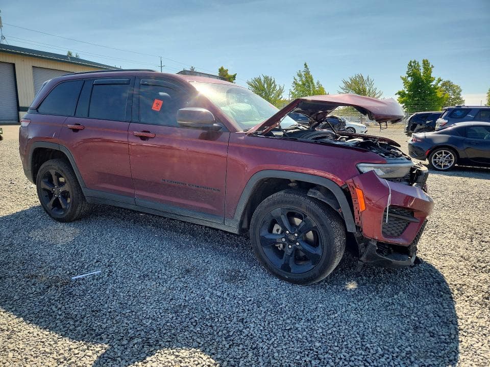 2023 JEEP GRAND CHEROKEE LAREDO 4