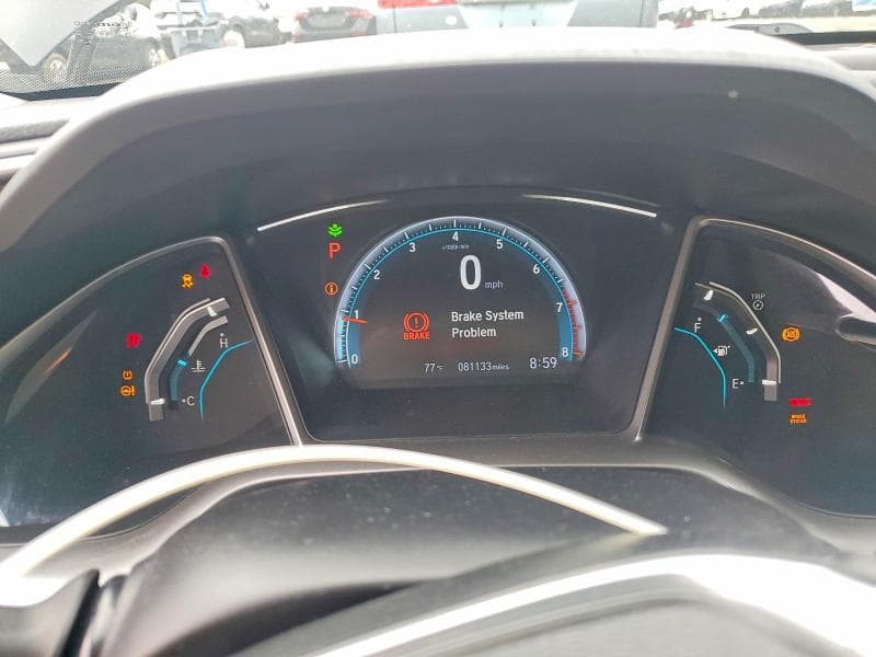 2018 HONDA CIVIC EX 9