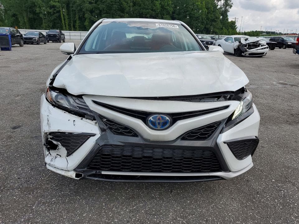 2022 TOYOTA CAMRY XSE 5