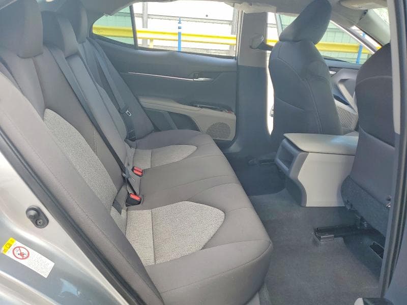 2019 TOYOTA CAMRY LE 10
