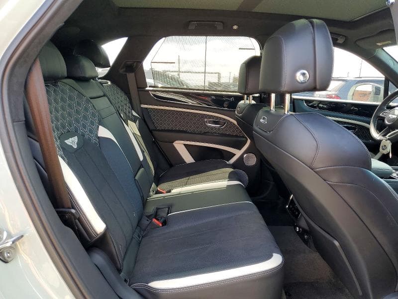 2023 BENTLEY BENTAYGA SPEED 11