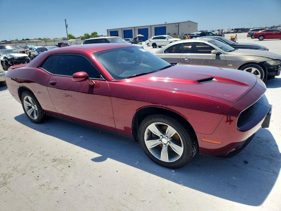 2019 DODGE CHALLENGER SXT 4
