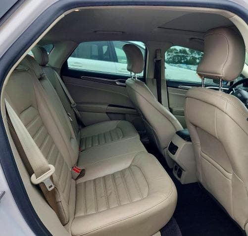 2017 FORD FUSION SE 10
