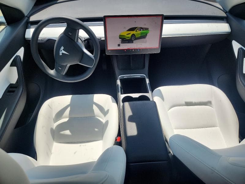 2022 TESLA MODEL Y 8