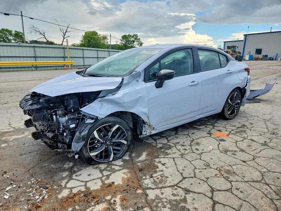 2025 NISSAN VERSA SR - 1