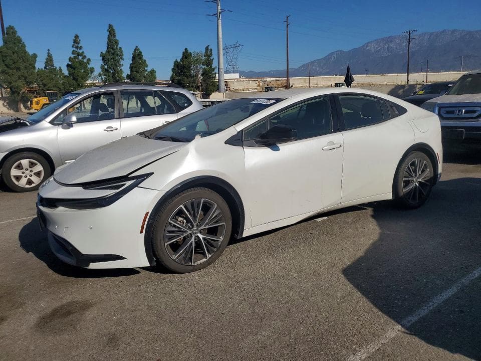 2023 TOYOTA PRIUS XLE - 1