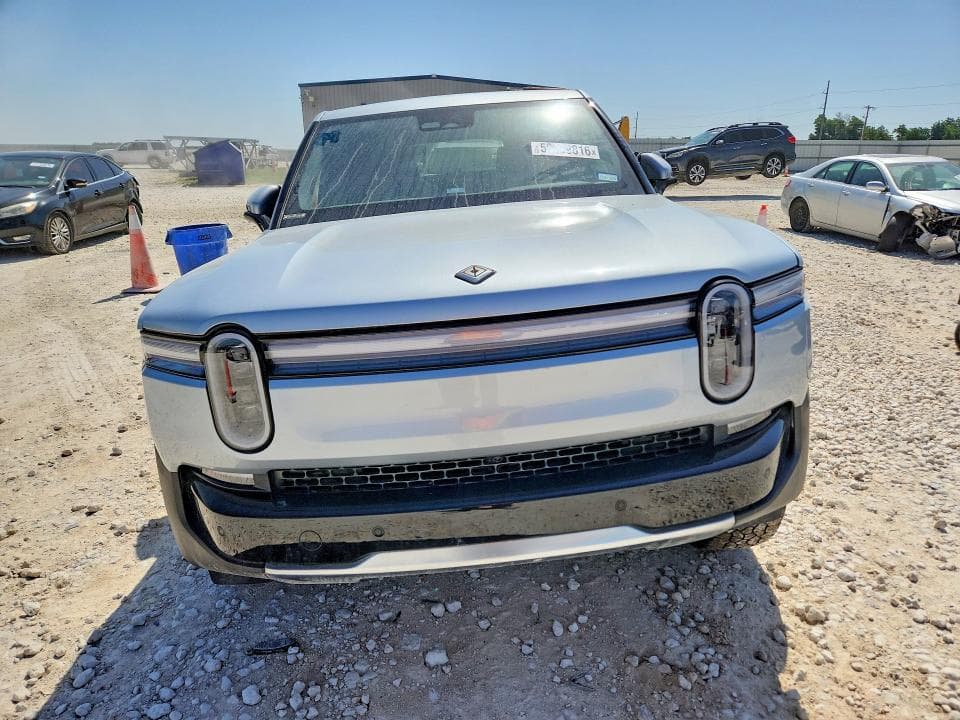 2025 RIVIAN R1T ADVENTURE 5