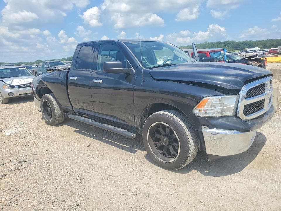 2017 RAM 1500 SLT 4