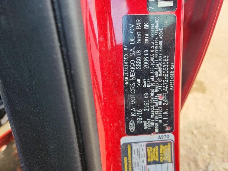 2017 KIA FORTE S 12