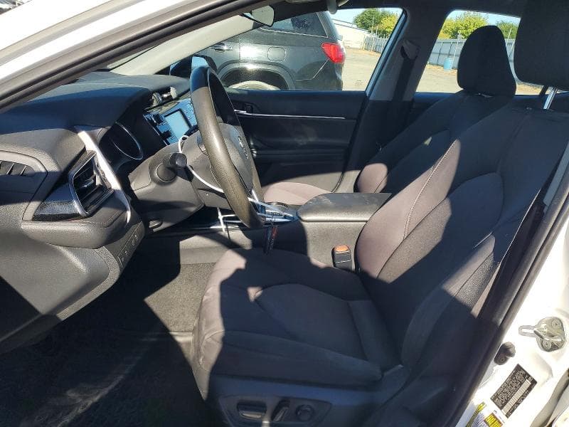 2020 TOYOTA CAMRY LE 7